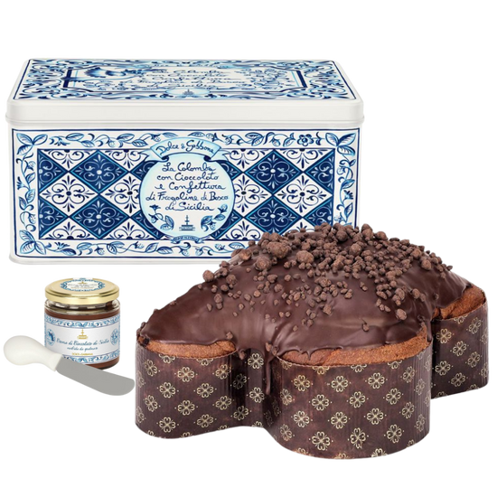 La colomba con cioccolato e confettura di fragoline di bosco di Sicilia | Dolce&Gabbana